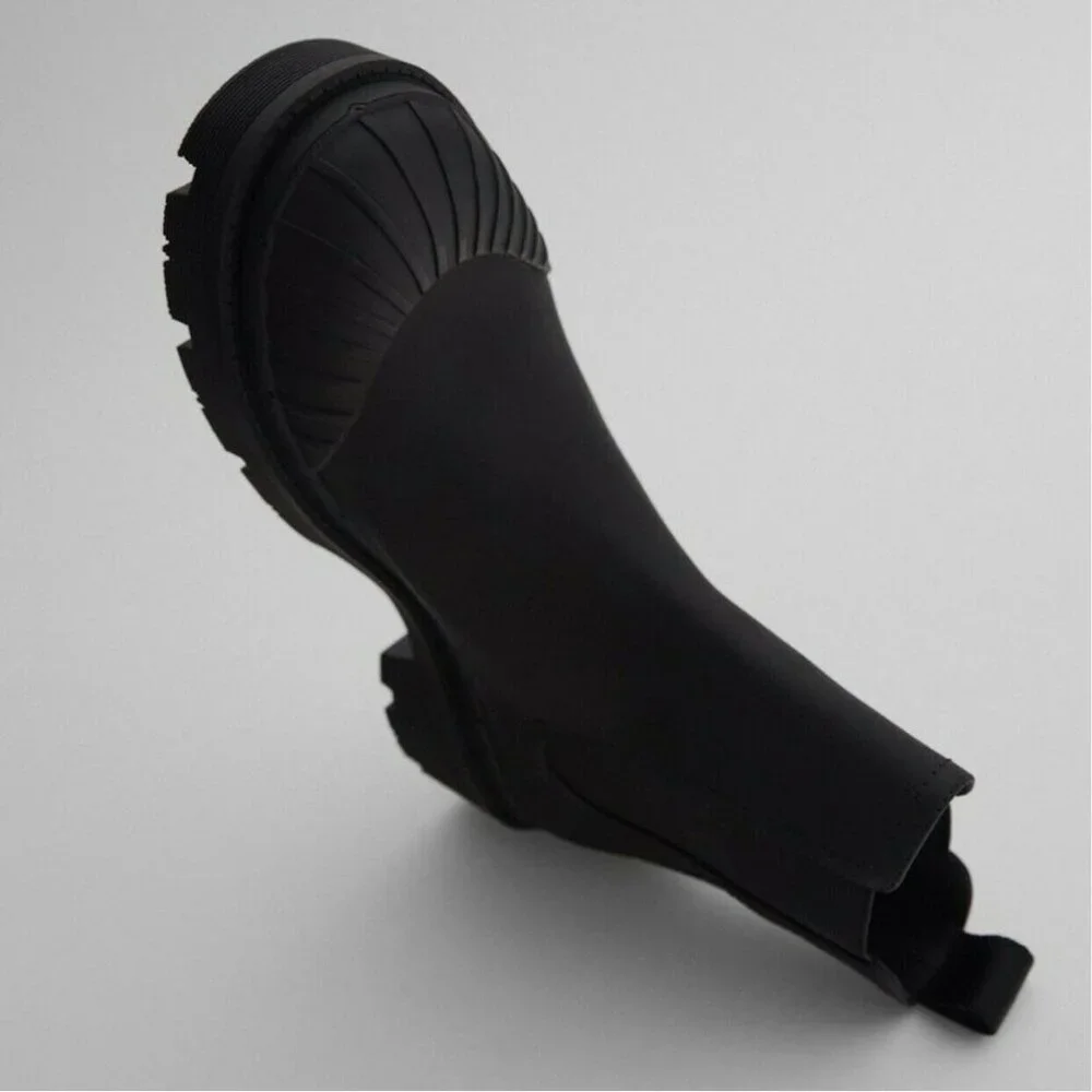 Zara Black Waterproof Ankle Boot with Track Sole